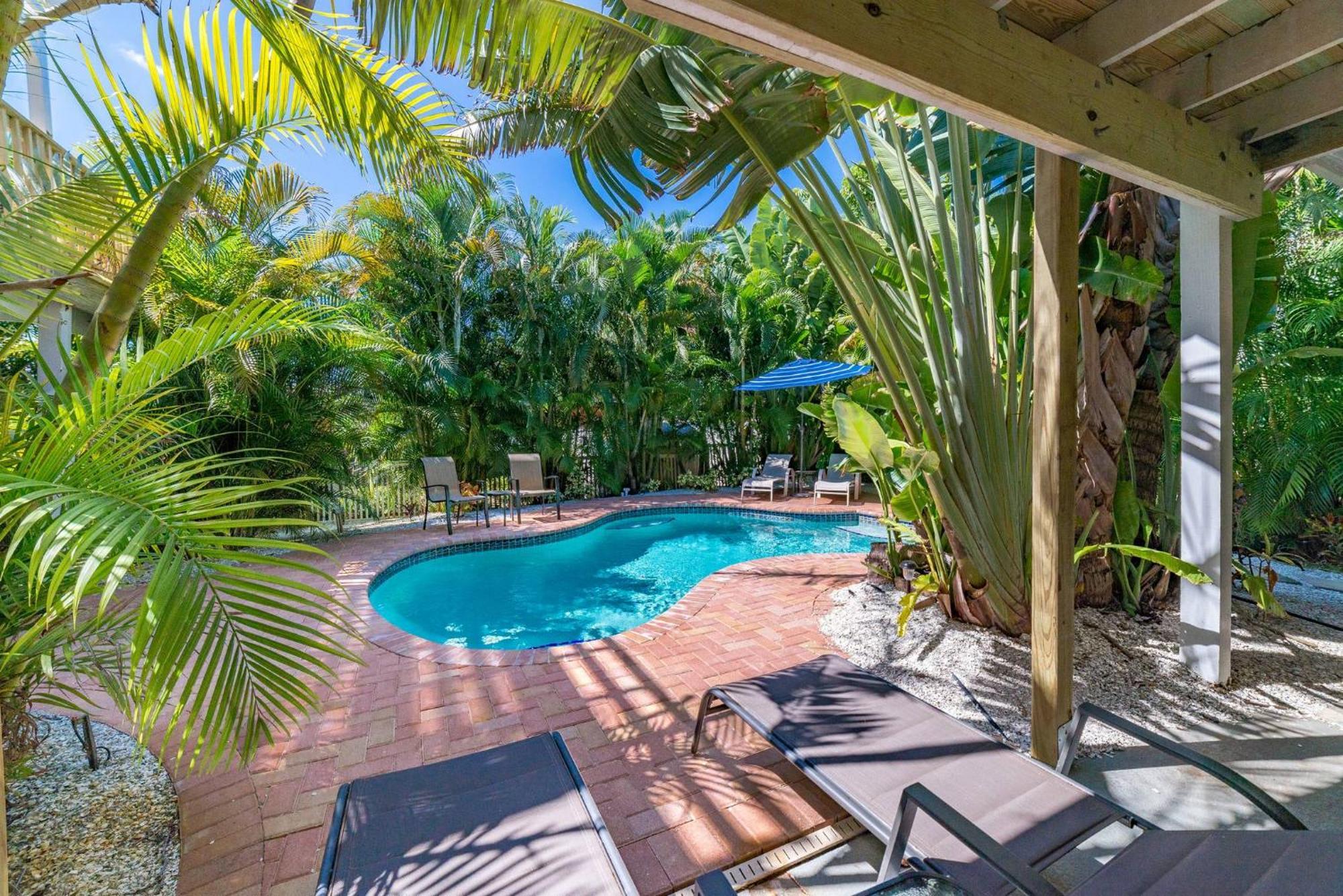 Island Girl West - Heated Pool Porches Beach Gear Walk To Beach Holmes Beach Exterior foto